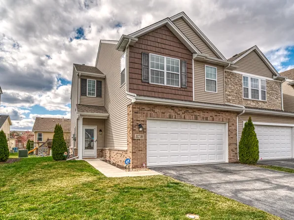 11216 Putnam Dr, Winfield, IN 46307