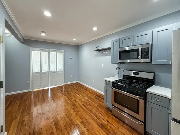 282 5th Street image 1 of 20