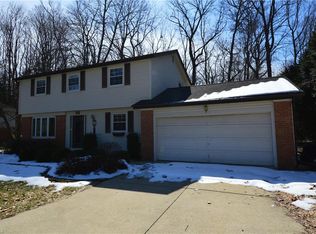 46 Sandy Hill Rd, Northfield, OH 44067