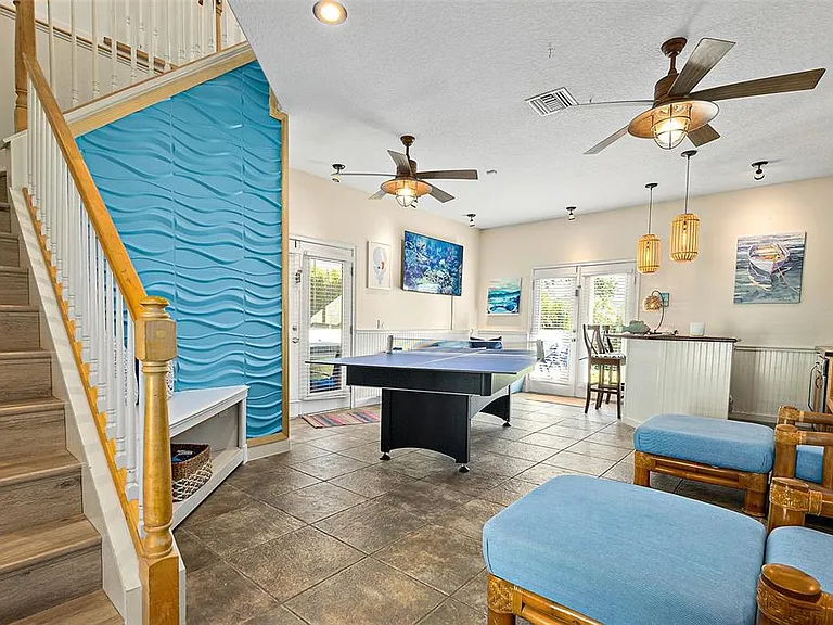42 Moody Dr — Photo 23