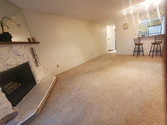 3rd image of 6019 E 6th Ave APT L108