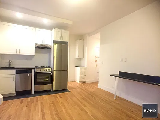 Rented by Bond New York | media 1