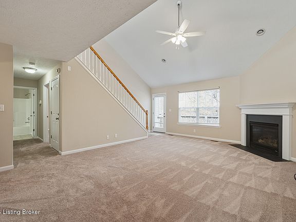 5th image of 7203 Wynde Manor Ct