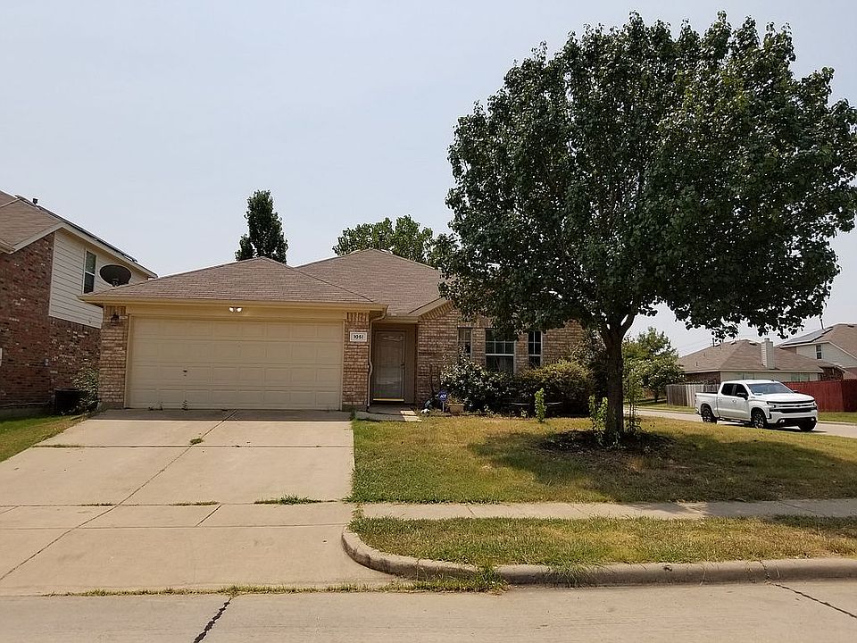 1st image of 1051 Twin Brooks Dr