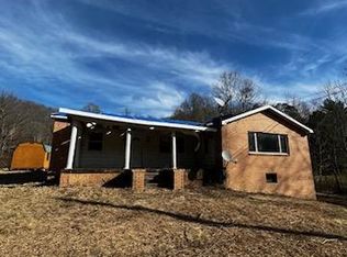 12829 Crab Orchard Rd, Coeburn, VA 24230