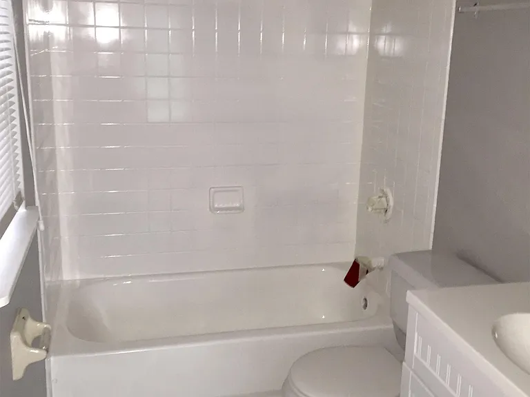 107 Washington St #5 — Photo 15