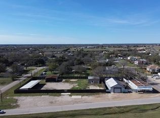 1R S Main St, Ferris, TX 75125