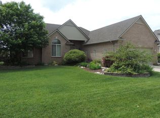 48375 Tecumseh Dr, Macomb, MI 48044
