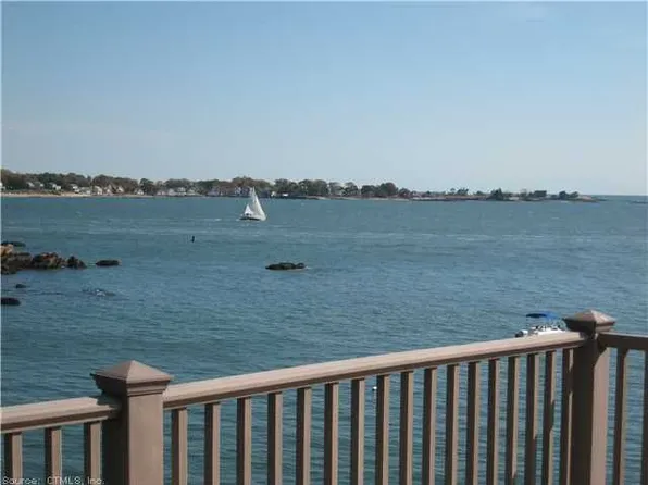 27 Turtle Bay Dr, Branford, CT 06405