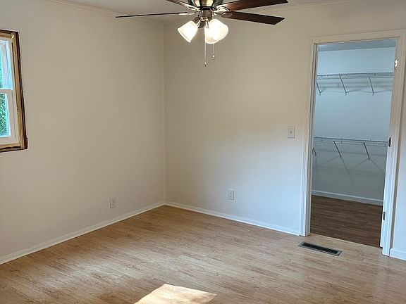 5th image of 3406 Naylor Dr