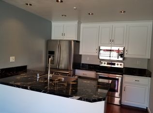 1074 Civic Center Dr, Rohnert Park, CA 94928