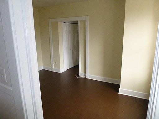 5th image of 2416 Barton Ave APT 2