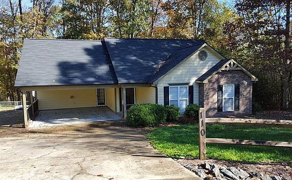 4th image of 110 Chinaberry Ct