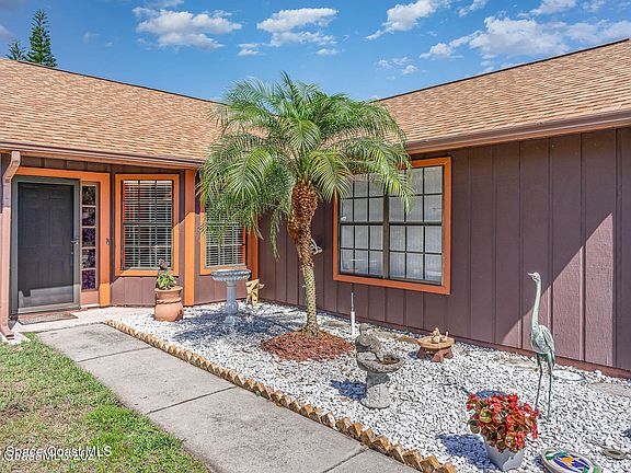 3rd image of 1347 Nelson Ct