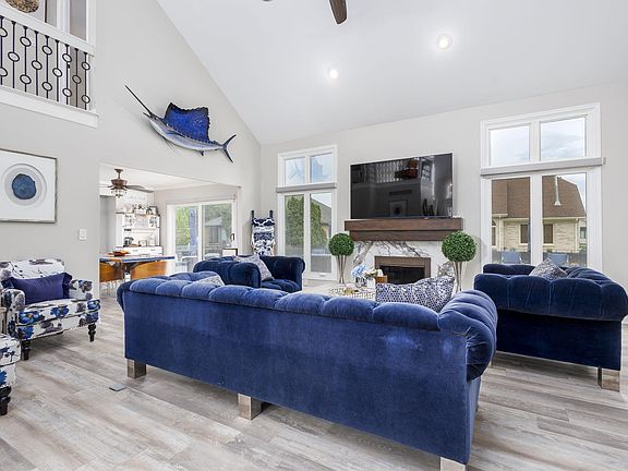 5th image of 54393 Amber Dr