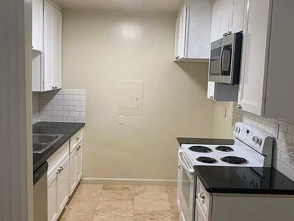 3rd image of 7820 Baird Ave APT 2