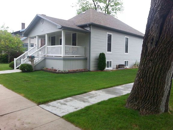 4th image of 820 W 4th St