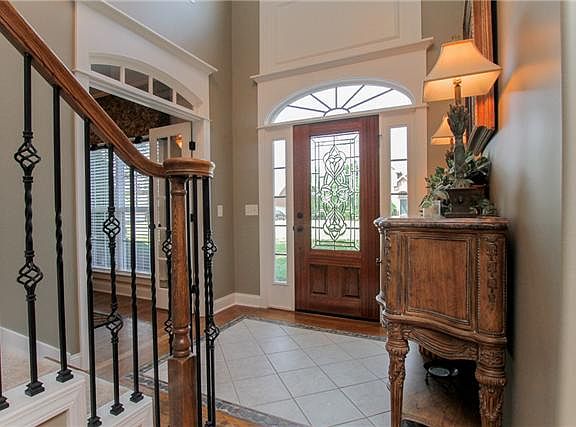 2nd image of 400 Seven Springs Dr