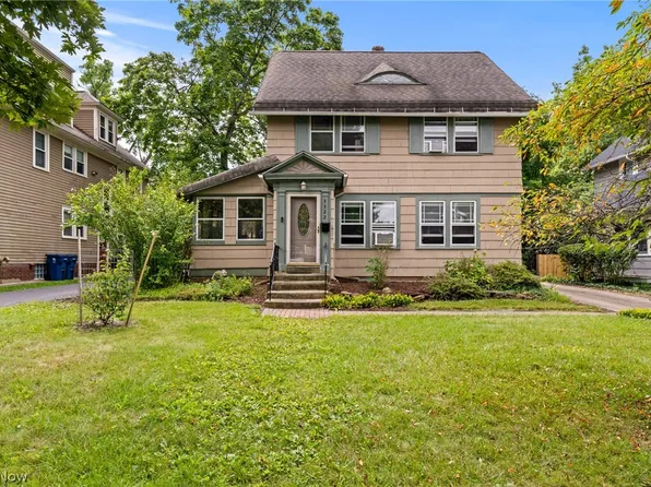 3322 E Fairfax Rd, Cleveland Heights, OH 44118