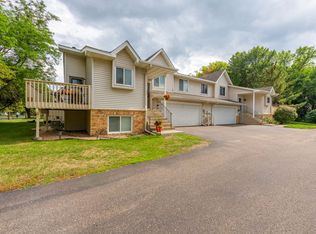 9195 Upland Ln N, Maple Grove, MN 55369