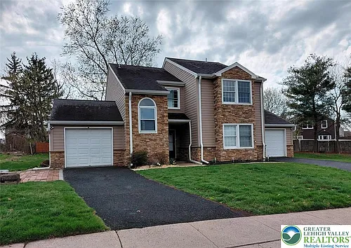 228 Spring House Ln Photo 1