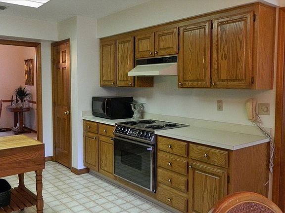 5th image of 1277 NW Frontier Dr