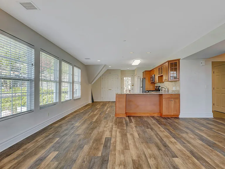 170 Undercliff Ave — Photo 21