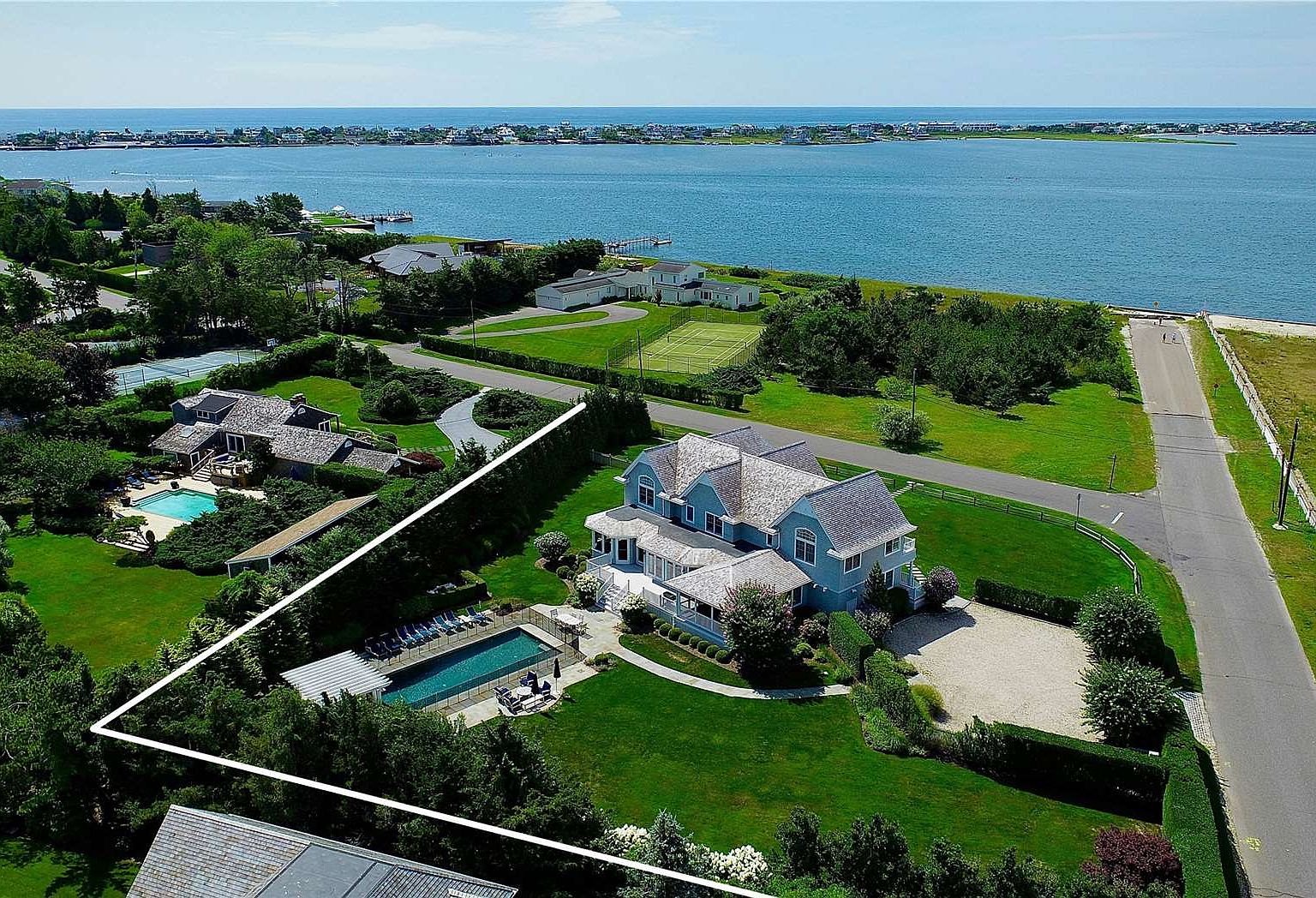 276 Oneck Lane, Westhampton Beach, NY 11978 Zillow