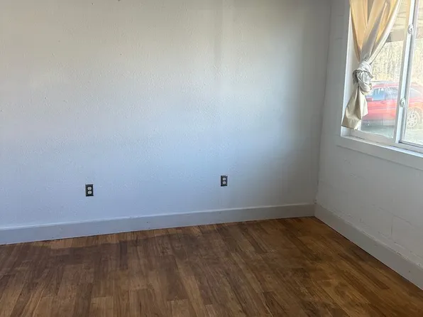 34 Factory St SW #A, Ludowici, GA 31316