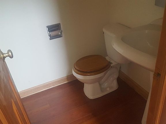 0.5 Bathroom