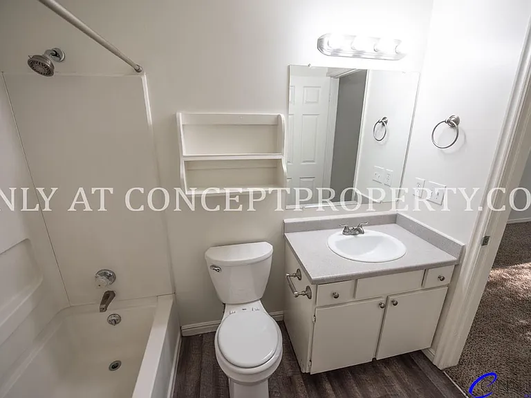 Bentwood — Photo 81
