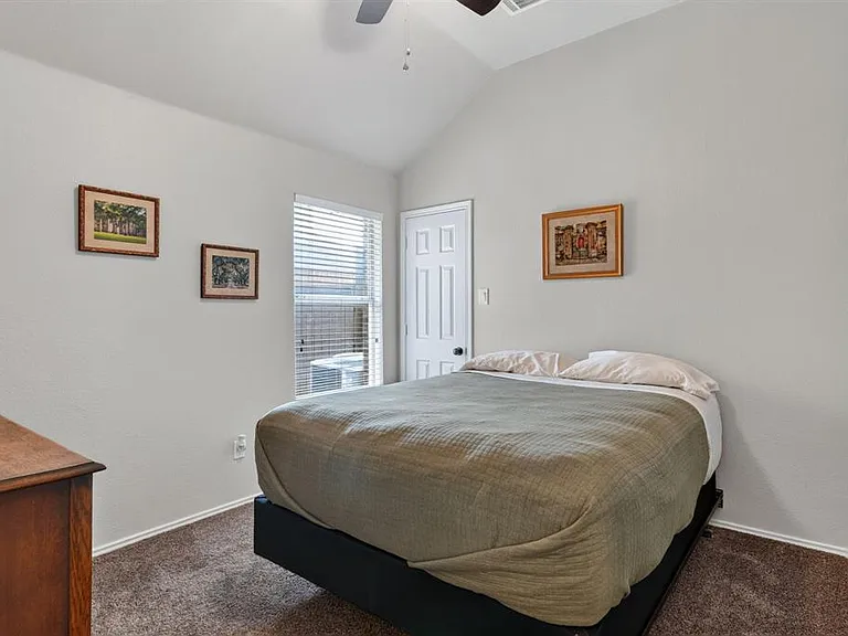 9383 Homestead Ln — Photo 19