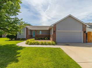 1813 N Bellick St, Wichita, KS 67235