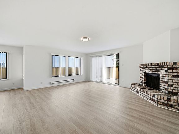 2nd image of 2405 15th Ave #3