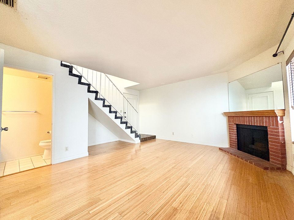 1st image of 4453 Vista Del Monte Ave #9