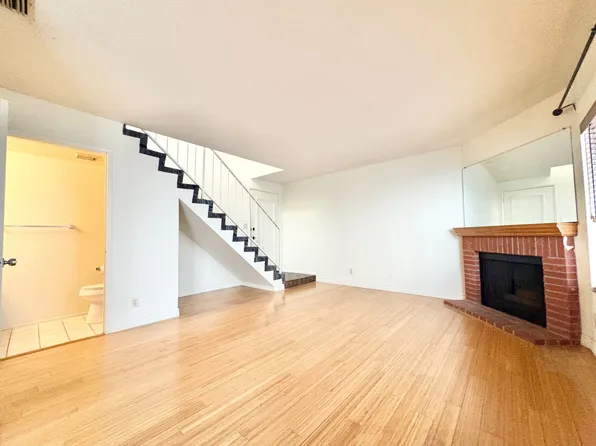 4453 Vista Del Monte Ave #9, Sherman Oaks, CA 91403