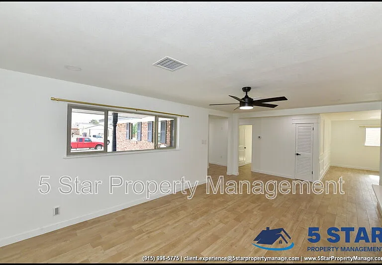 3217 Wedgewood Dr — Photo 10