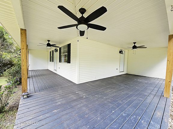 3rd image of 23415 Indian Ridge Rd