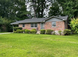 2776 Laurel Ridge Dr, Decatur, GA 30033