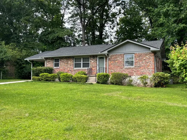2776 Laurel Ridge Dr, Decatur, GA 30033