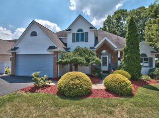 301 Columbus Dr, Archbald, PA