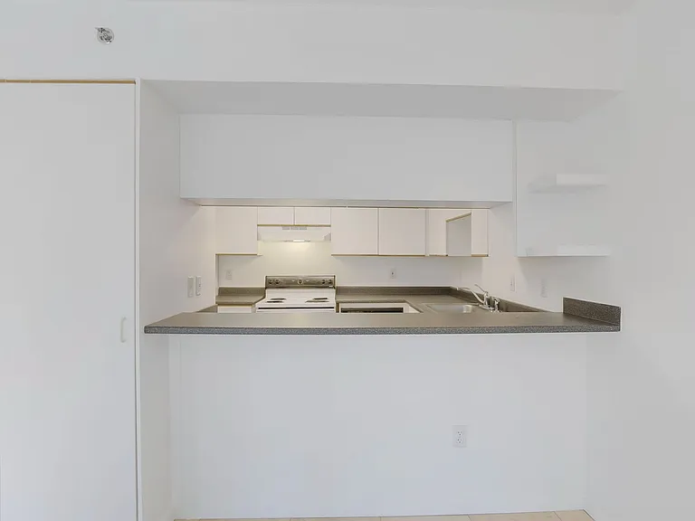 West Park Place — Photo 44