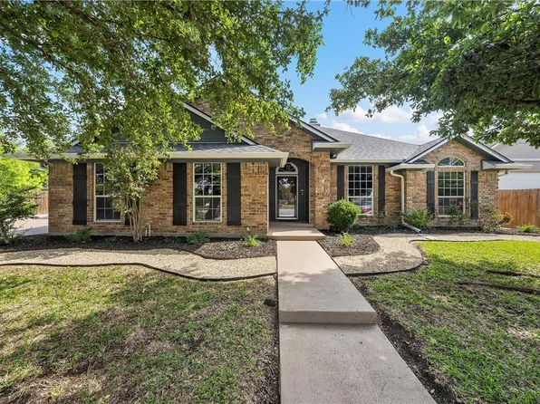 609 White Horse Trl, Hewitt, TX 76643