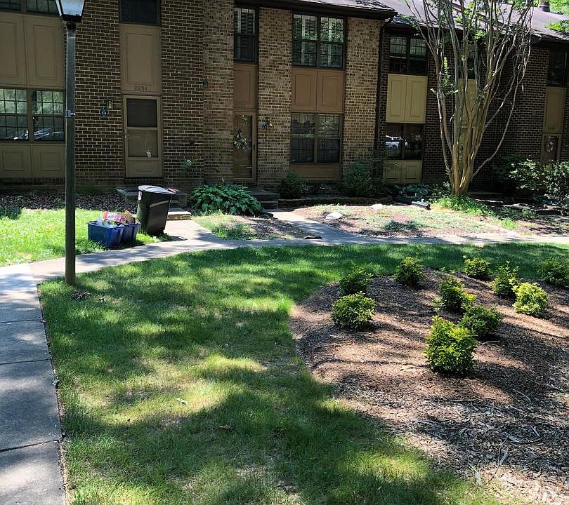 2nd image of 2052 Headlands Cir