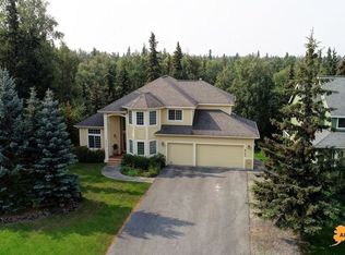 8724 Sahalee Dr, Anchorage, AK 99507