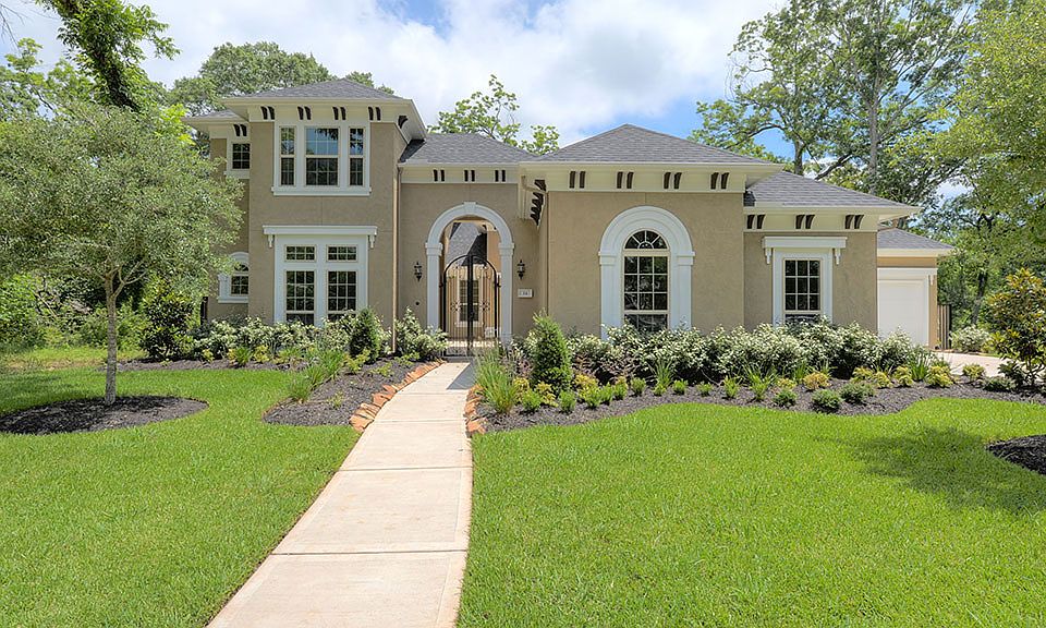 1st image of 14 Sorrento Way Dr