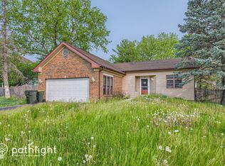 24 Daybreak Ridge Trl, Cary, IL 60013