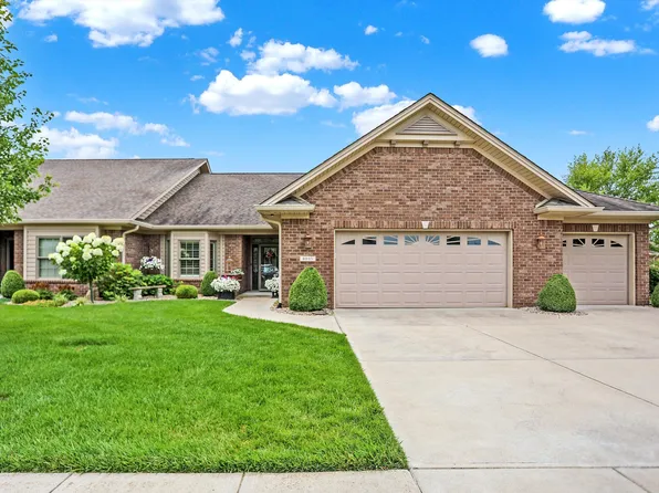 4945 Sanibel Dr, Columbus, IN 47203