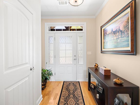 4th image of 130 Gardenia Dr