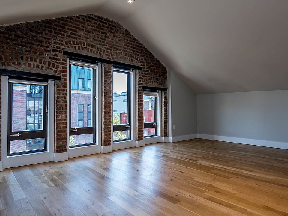 1st image of 185 Leonard St #4L